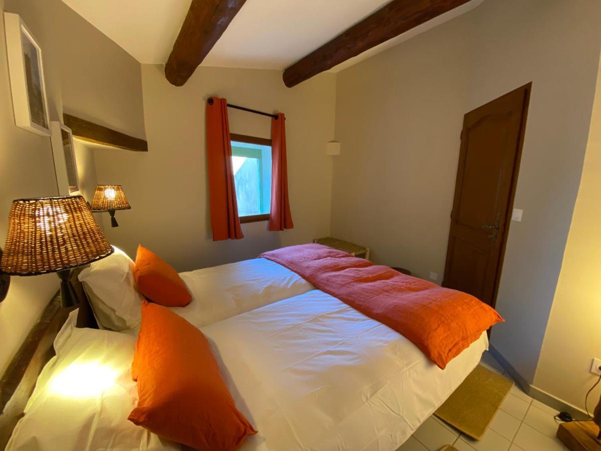Drome Provencale Maison Familiale Calme Dans Village Valreas Exterior photo
