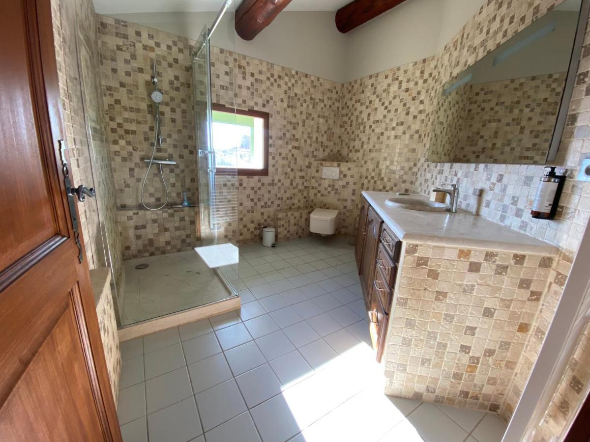 Drome Provencale Maison Familiale Calme Dans Village Valreas Exterior photo