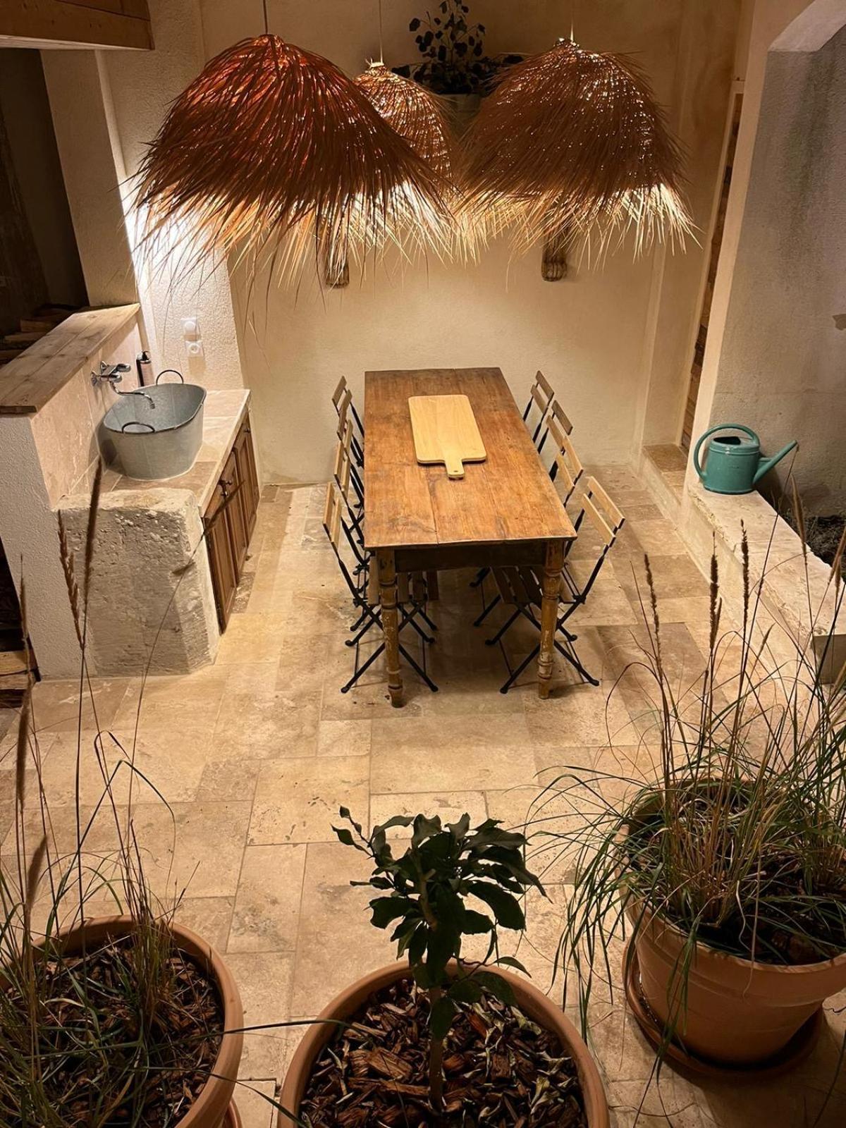 Drome Provencale Maison Familiale Calme Dans Village Valreas Exterior photo
