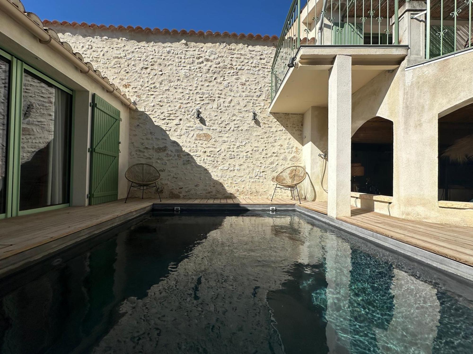 Drome Provencale Maison Familiale Calme Dans Village Valreas Exterior photo